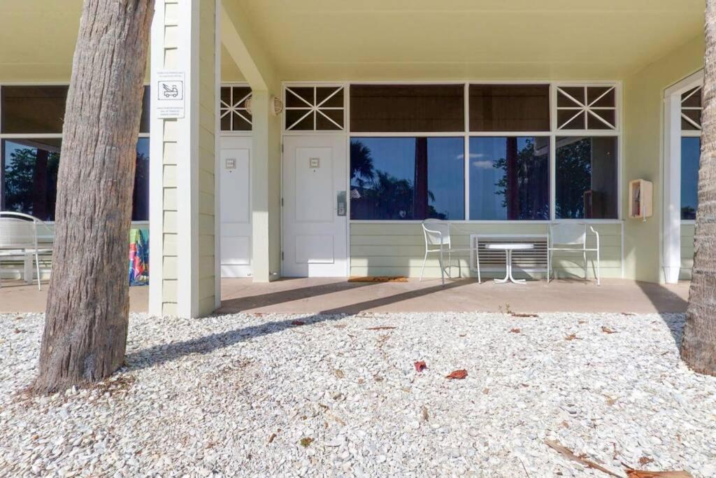 Sea Breeze, Studio 510, Beach Steps Away!+Pool+Wifi Ruskin Extérieur photo