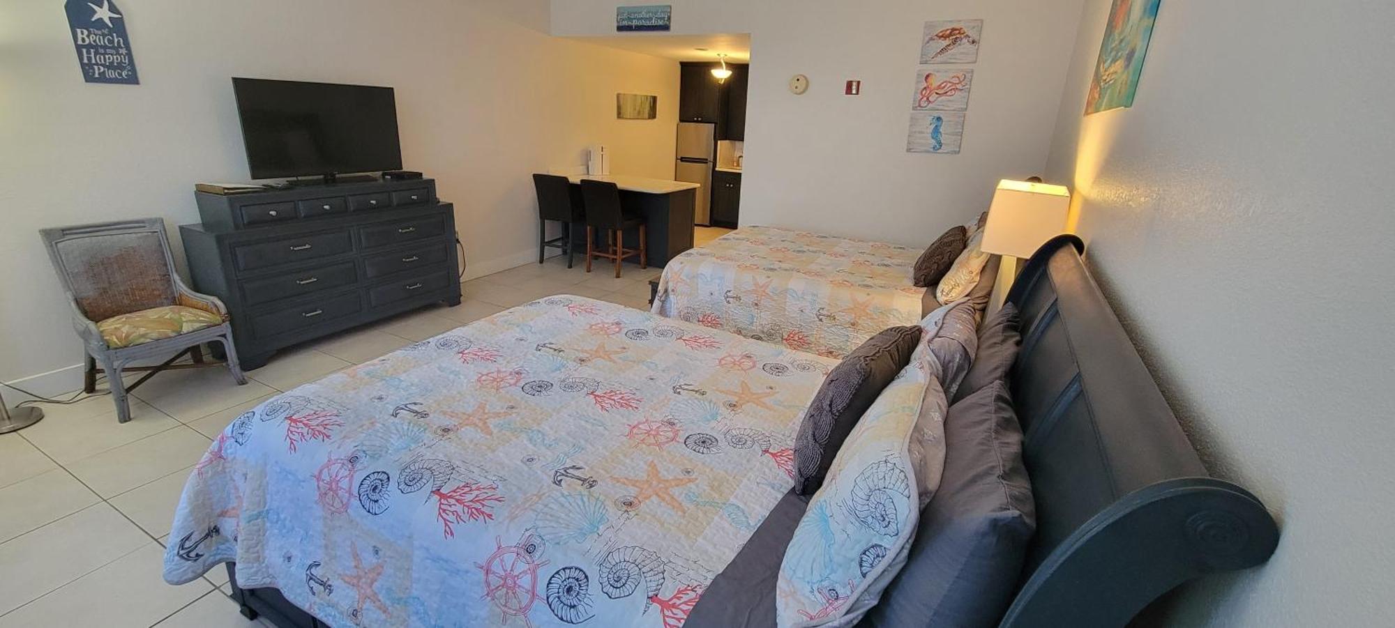 Sea Breeze, Studio 510, Beach Steps Away!+Pool+Wifi Ruskin Extérieur photo